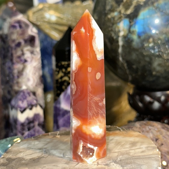 🔥SALE🔥 Red Flower Agate Crystal Point With Druzy! - Picture 4 of 8